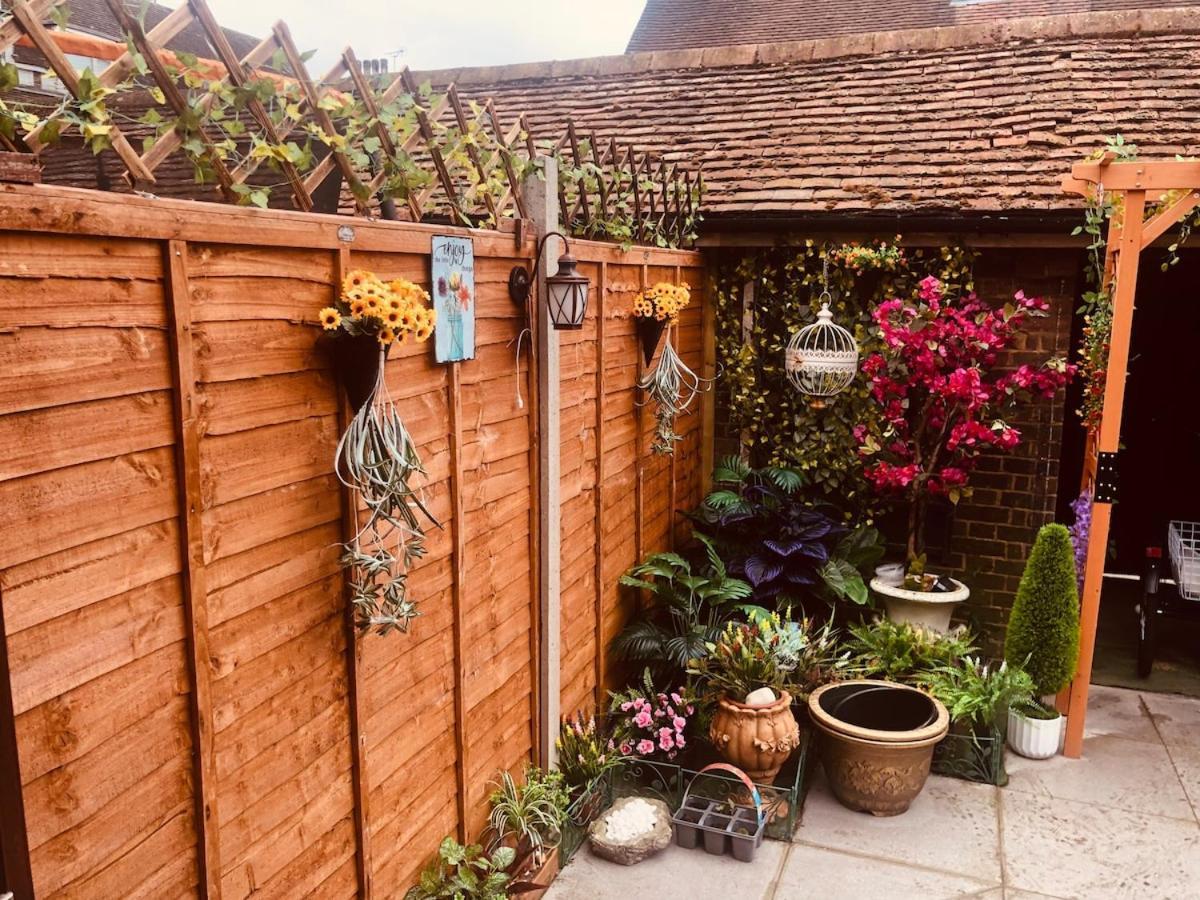4 Bed House With Garden Holiday home